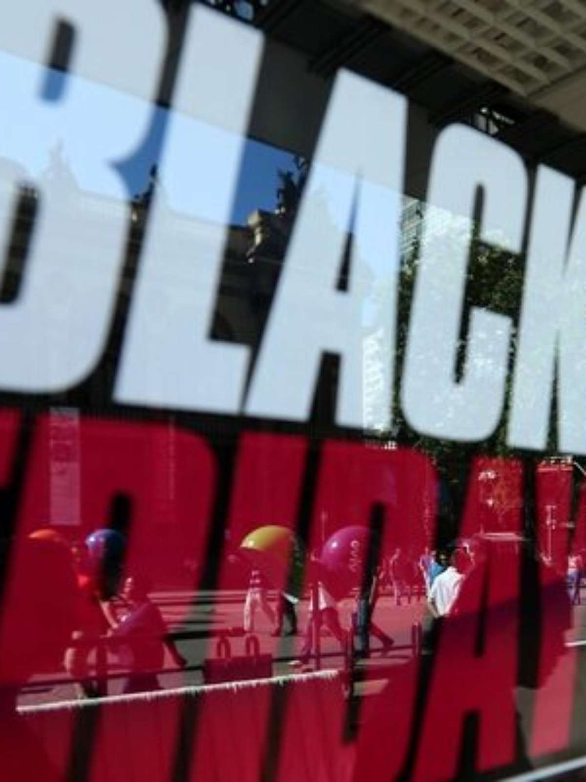 Black Friday: 45% dos produtos não oferecem desconto real, aponta pesquisa; veja dicas para não cair em golpe